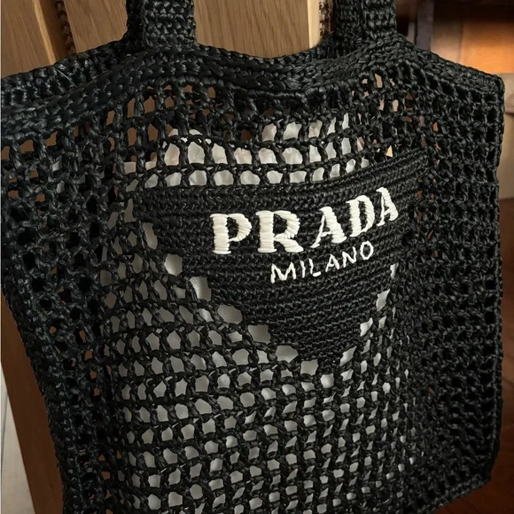 Prada Raffia Tote black - Picture 11 of 11